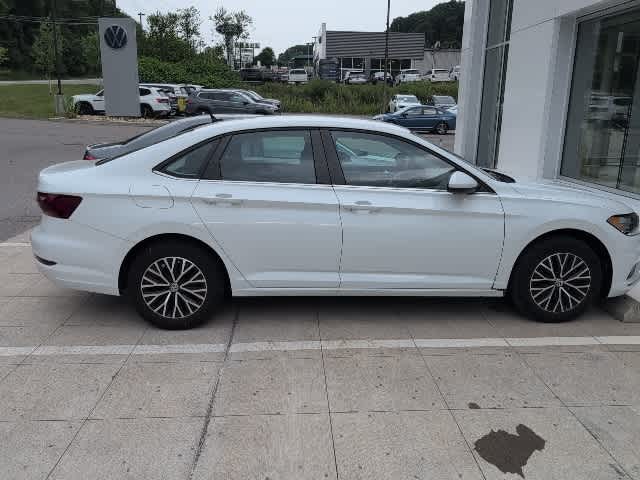 Thumbnail: 2021 Volkswagen Jetta - 5