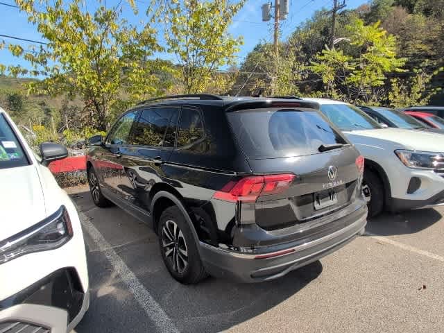 Thumbnail: 2022 Volkswagen Tiguan - 2