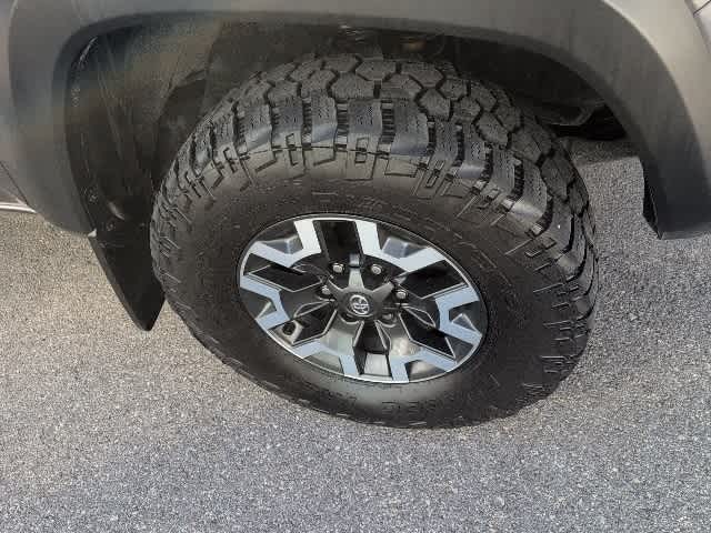 Thumbnail: 2021 Toyota Tacoma - 8