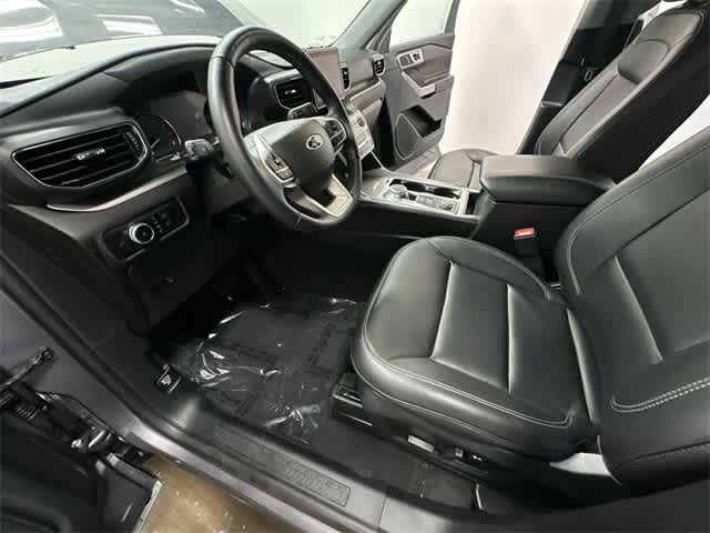 Thumbnail: 2022 Ford Explorer - 15