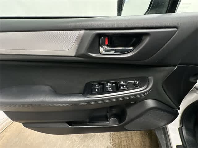 Thumbnail: 2018 Subaru Outback - 18