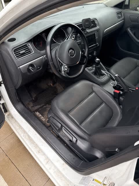 Thumbnail: 2017 Volkswagen Jetta - 12