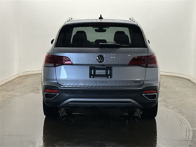 Thumbnail: 2023 Volkswagen Taos - 4