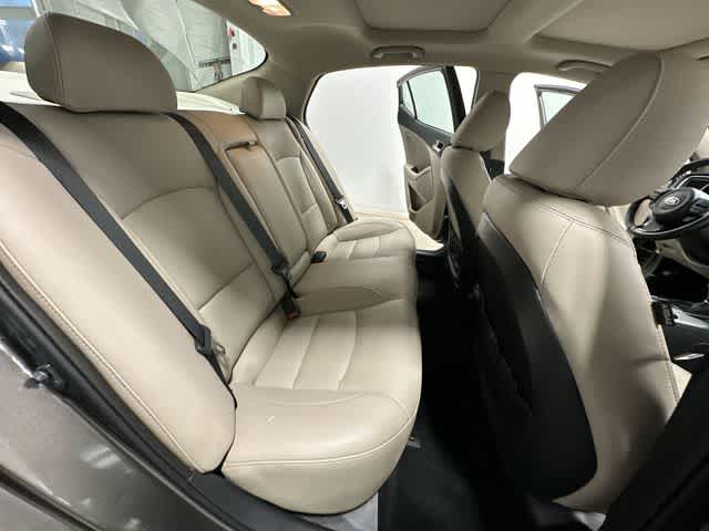 Thumbnail: 2014 Kia Optima - 23