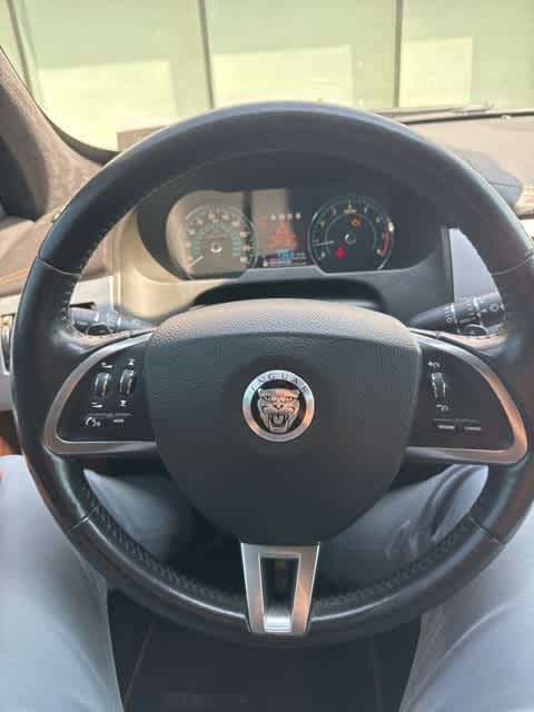 Thumbnail: 2013 Jaguar XF - 14