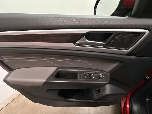 Thumbnail: 2022 Volkswagen Atlas - 18