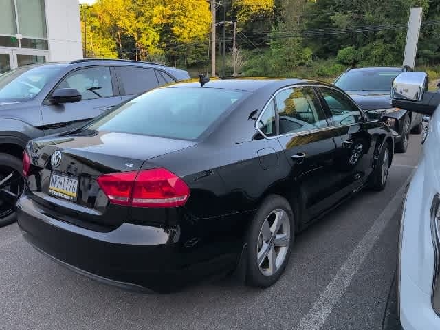 Thumbnail: 2013 Volkswagen Passat - 4