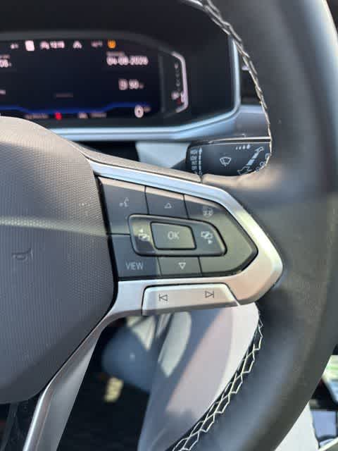 Thumbnail: 2025 Volkswagen Taos - 15