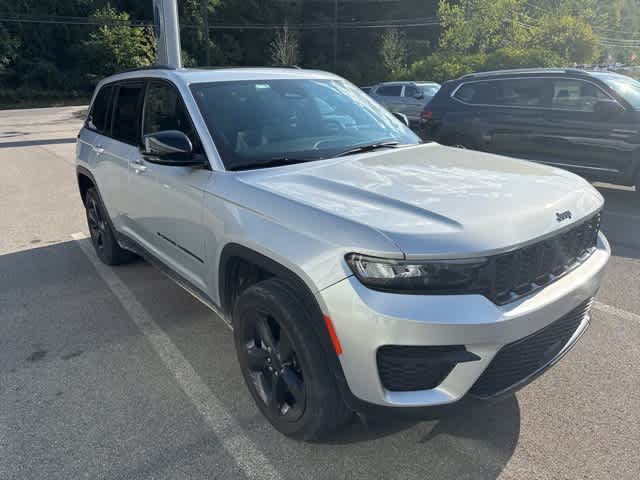 Thumbnail: 2023 Jeep Grand Cherokee - 2