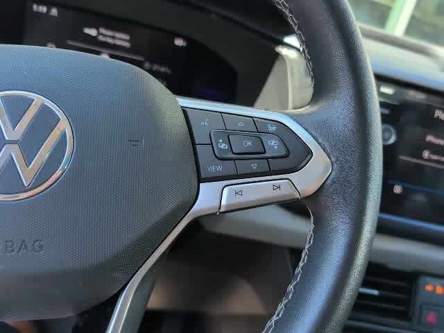 Thumbnail: 2022 Volkswagen Taos - 18