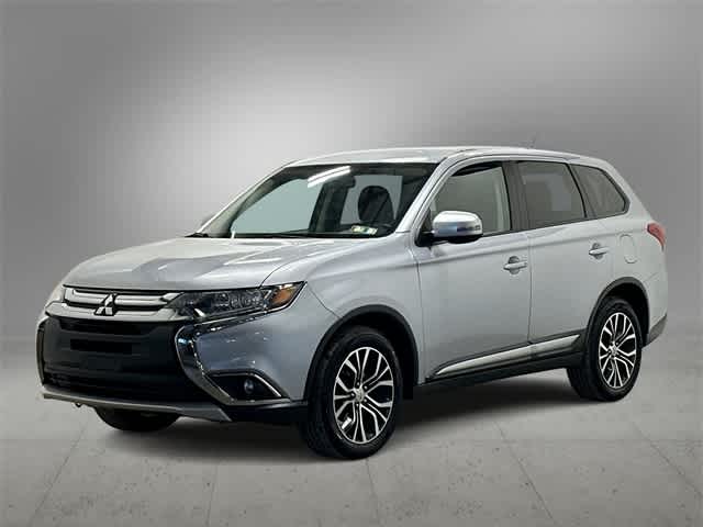 Thumbnail: 2016 Mitsubishi Outlander - 1