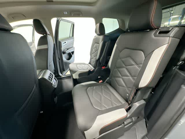 Thumbnail: 2026 Volkswagen Atlas - 18