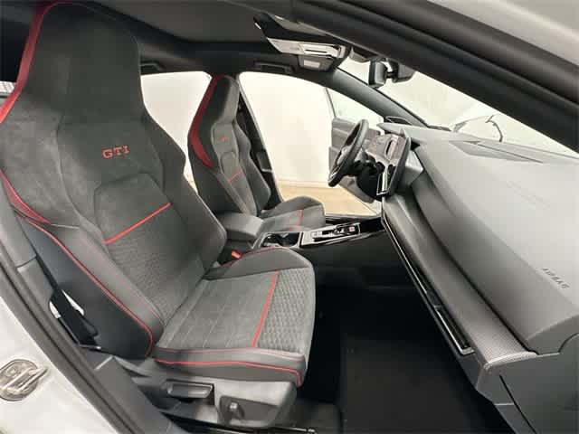 Thumbnail: 2026 Volkswagen Golf - 22