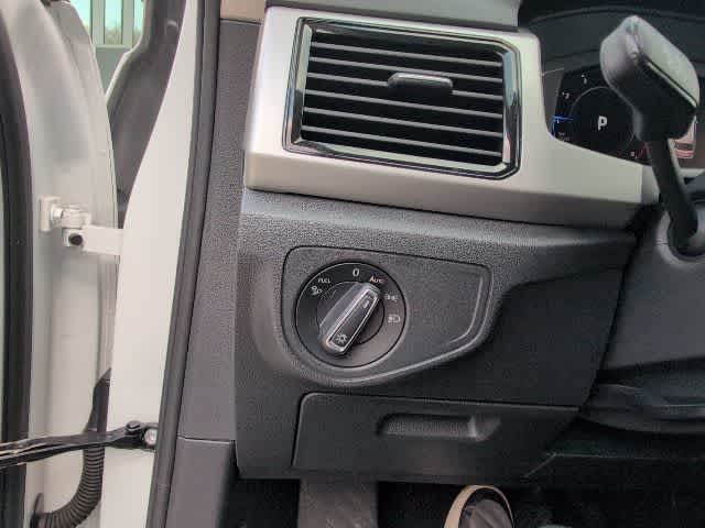 Thumbnail: 2023 Volkswagen Atlas - 20