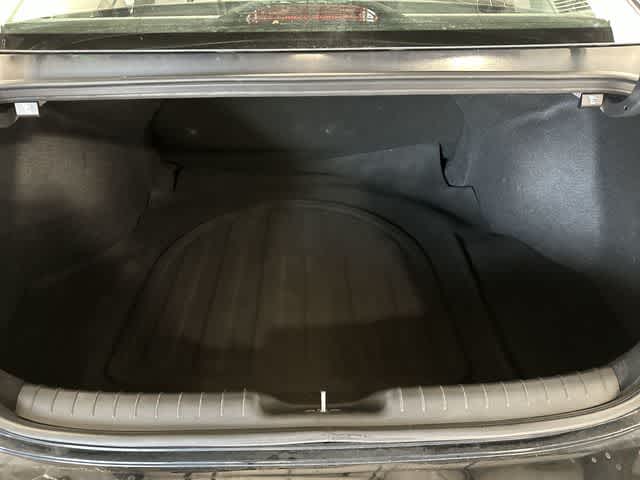 Thumbnail: 2023 Hyundai Elantra - 24