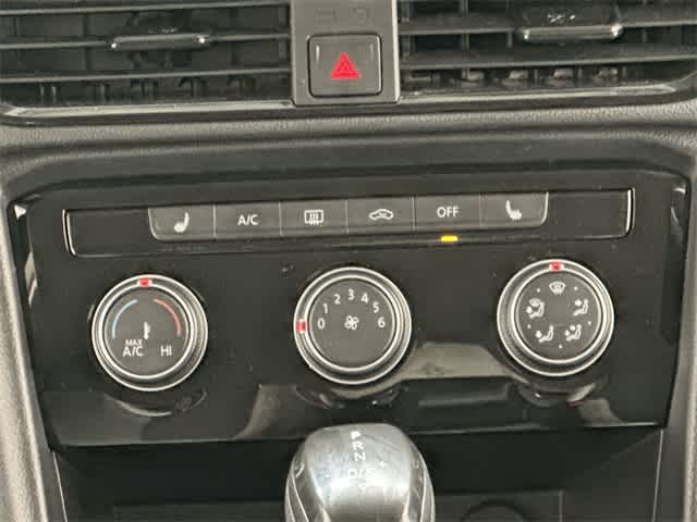 Thumbnail: 2023 Volkswagen Taos - 15