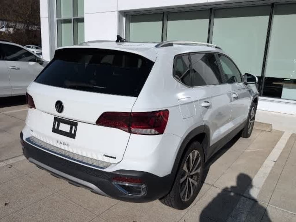 Certified 2023 Volkswagen Taos SE SUV
