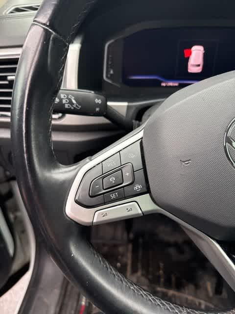 Thumbnail: 2021 Volkswagen Atlas - 15