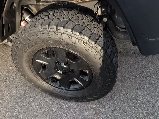 Thumbnail: 2021 Jeep Gladiator - 10