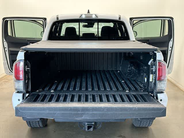 Thumbnail: 2022 Toyota Tacoma - 24
