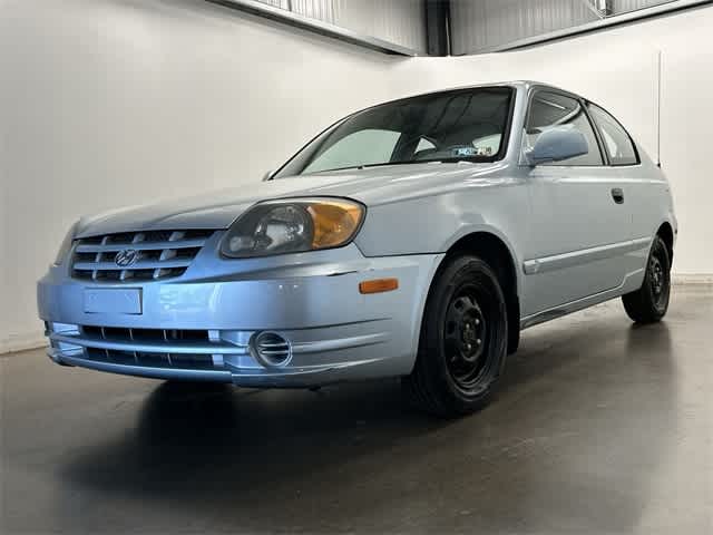 2003 Hyundai Accent  23