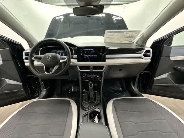 Thumbnail: 2026 Volkswagen Taos - 20