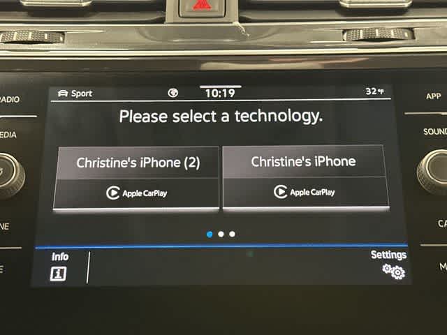 Thumbnail: 2022 Volkswagen Tiguan - 12