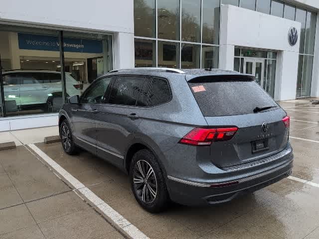 Thumbnail: 2024 Volkswagen Tiguan - 3