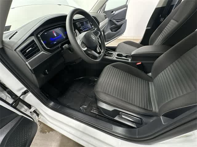 Thumbnail: 2023 Volkswagen Jetta - 15