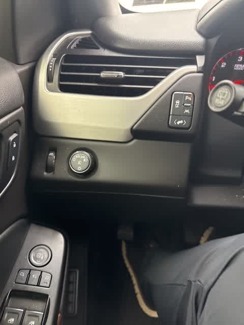 Thumbnail: 2016 GMC Yukon - 17