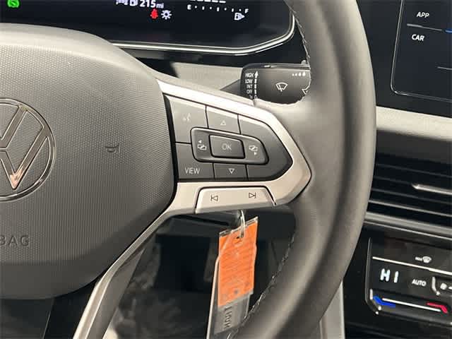 Thumbnail: 2025 Volkswagen Jetta - 9