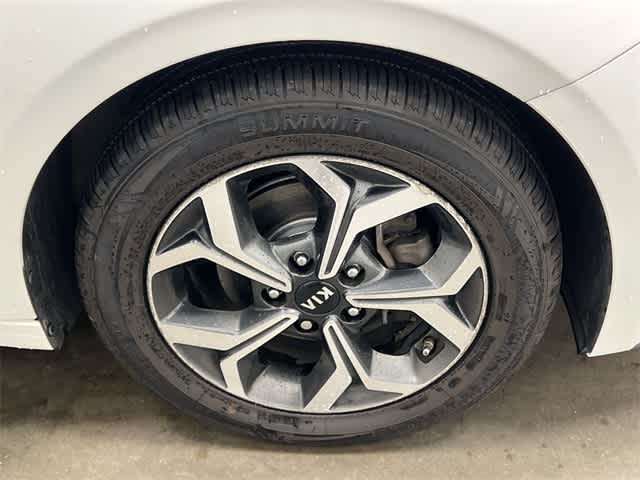 Thumbnail: 2020 Kia Forte - 5