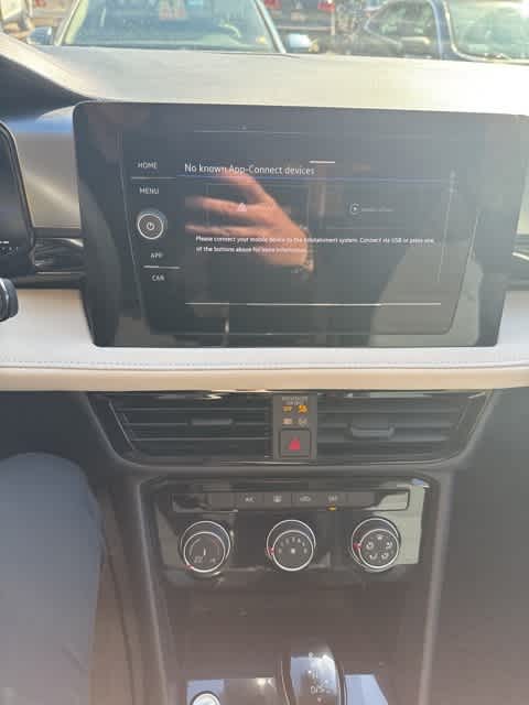 Thumbnail: 2025 Volkswagen Taos - 20