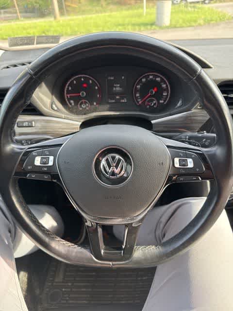 Thumbnail: 2020 Volkswagen Passat - 14