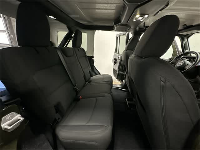 Thumbnail: 2022 Jeep Wrangler - 24