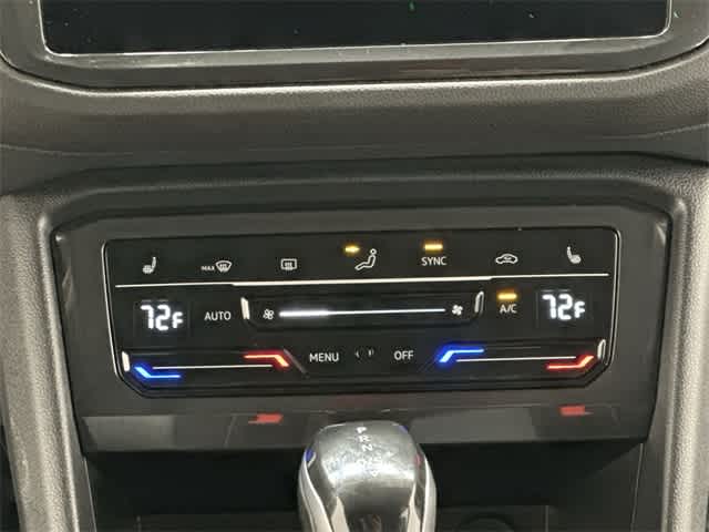 Thumbnail: 2022 Volkswagen Tiguan - 15