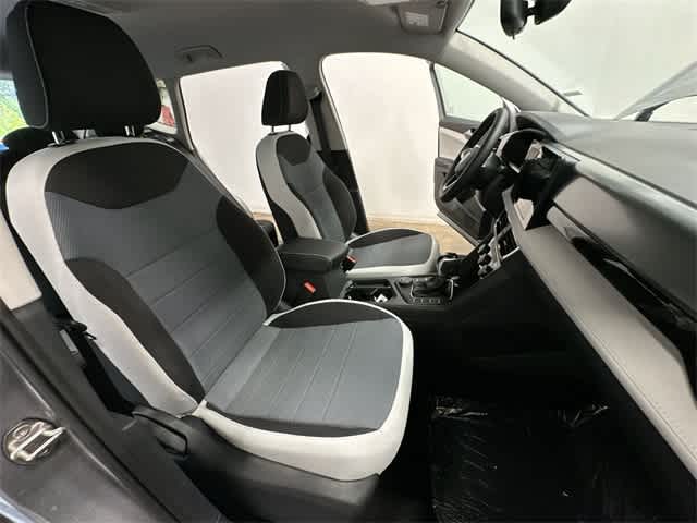 Thumbnail: 2025 Volkswagen Taos - 20