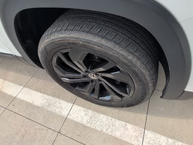 Thumbnail: 2023 Volkswagen Atlas - 8