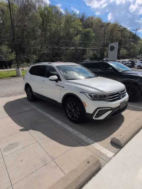 Thumbnail: 2023 Volkswagen Tiguan - 6