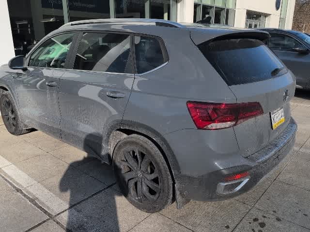 Thumbnail: 2023 Volkswagen Taos - 3