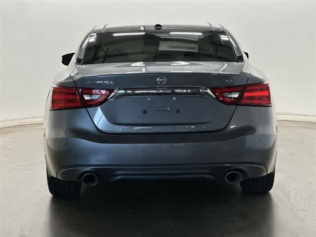 Thumbnail: 2017 Nissan Maxima - 4
