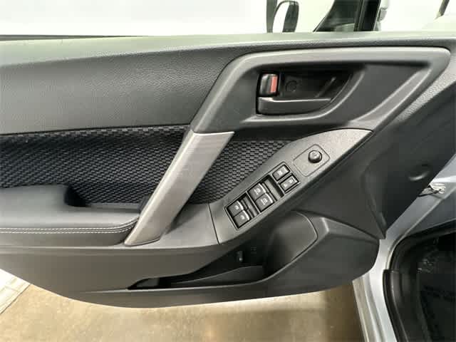 Thumbnail: 2018 Subaru Forester - 17