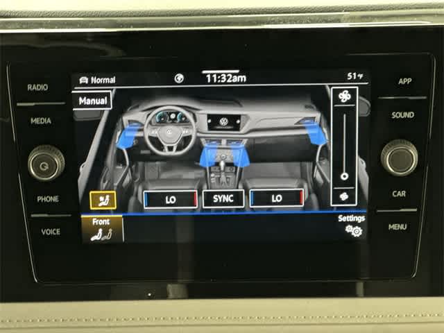 Thumbnail: 2025 Volkswagen Taos - 15