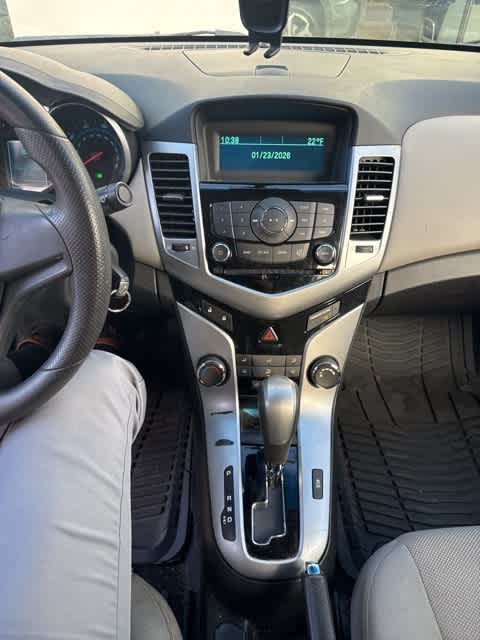 Thumbnail: 2011 Chevrolet Cruze - 21