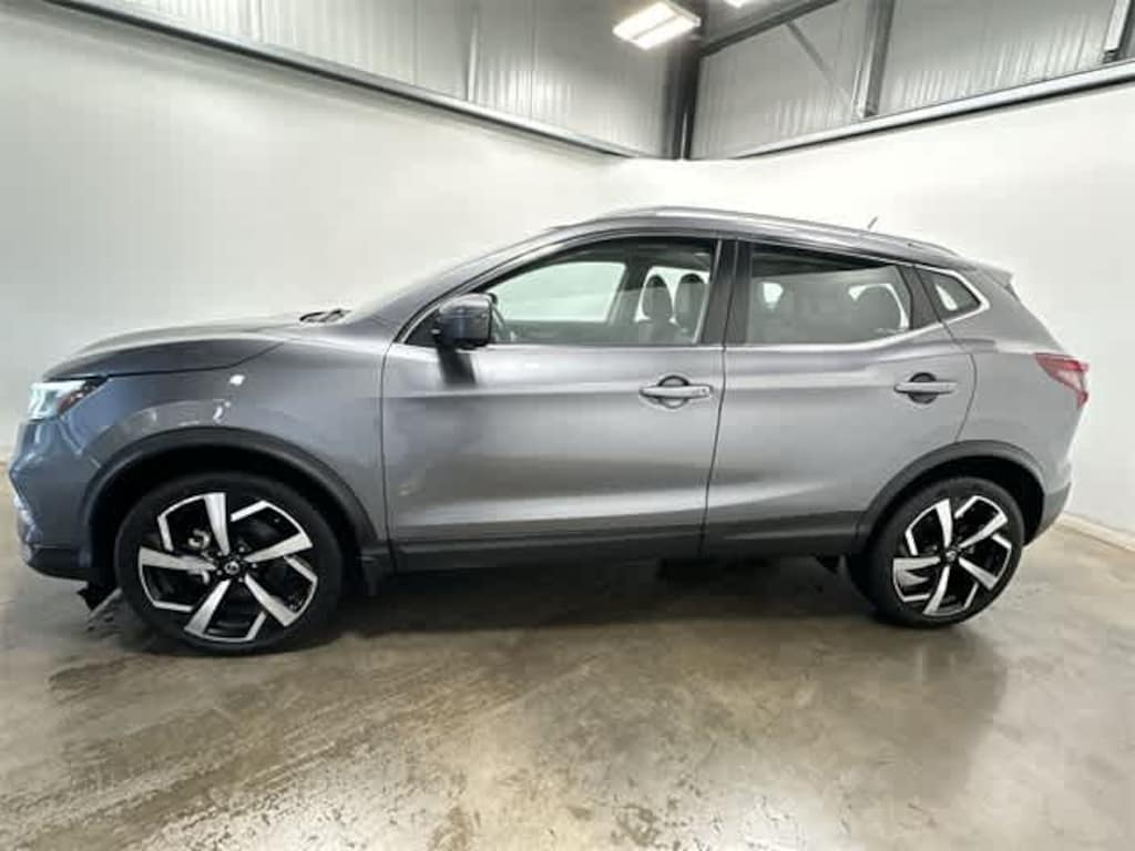 Used 2022 Nissan Rogue Sport SL SUV