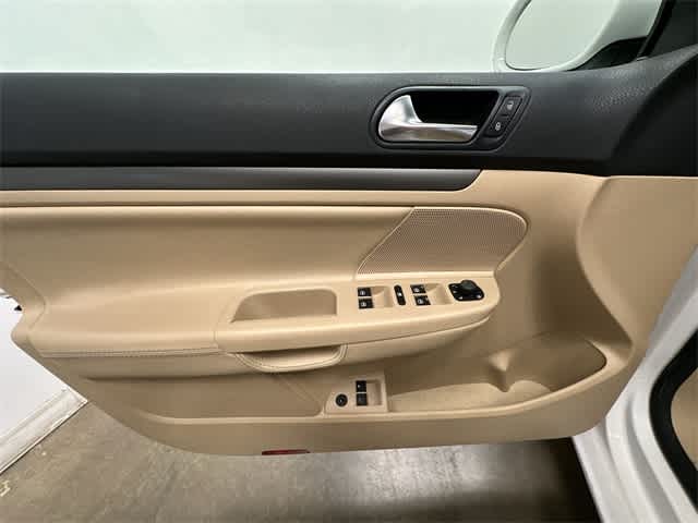 Thumbnail: 2009 Volkswagen Jetta - 13