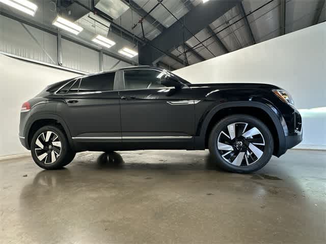 2026 Volkswagen Atlas Cross Sport SEL photo 3