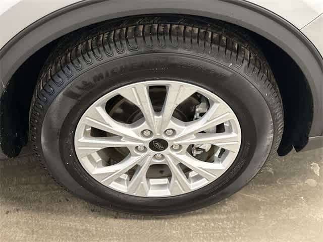 Thumbnail: 2023 Ford Escape - 5