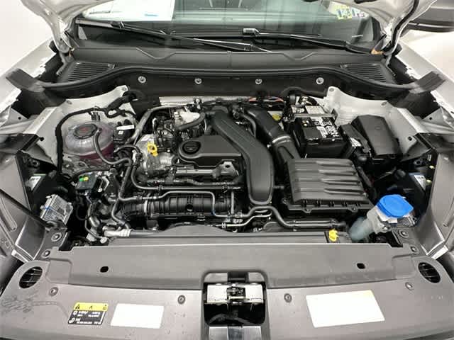 Thumbnail: 2025 Volkswagen Taos - 23