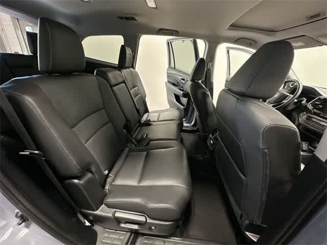 Thumbnail: 2022 Honda Pilot - 25